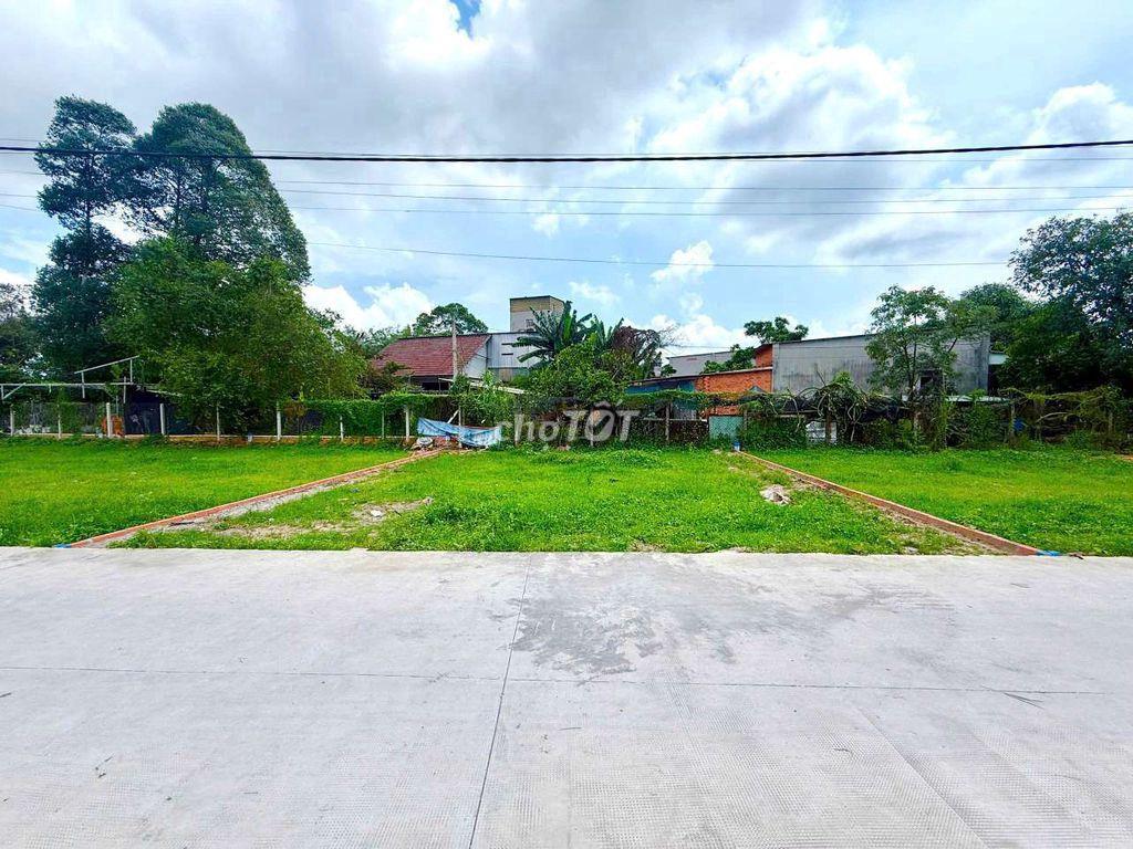gấp , nhanh 100m2 (5x19m) ở Trung Tâm Thị Trấn Củ Chi sổ sẵn 900 triệu