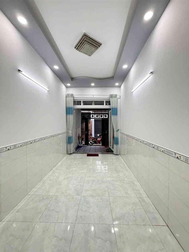 [KH047*] Nhà nở hậu tài lộc ngay Emart Phan Huy Ích, giá chỉ 5.x tỷ!