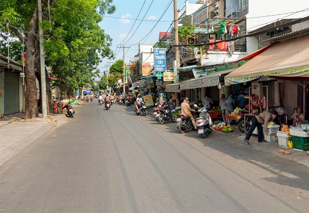 [DB091*] M.Tiền kinh doanh Ngay Sân Golf Tân Sơn Nhất - Giá 13.x Tỷ