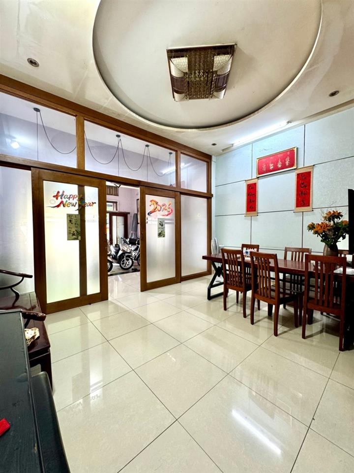 [DB091*] M.Tiền kinh doanh Ngay Sân Golf Tân Sơn Nhất - Giá 13.x Tỷ