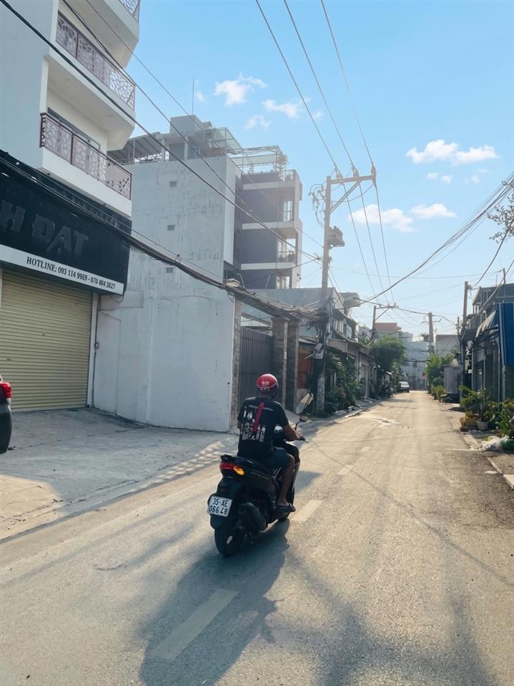 [DB123*] Nhà 2T cạnh Chợ Lạc Quang, Đông Hưng Thuận, 4x11m, 3.x tỷ