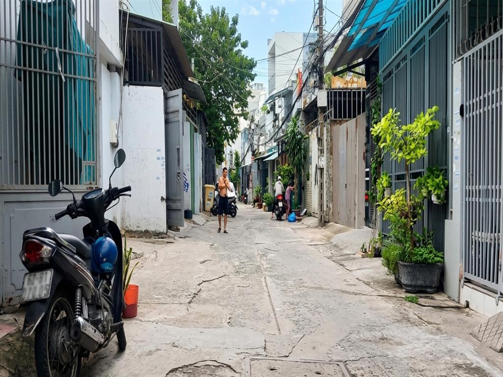 [DP112*] Nhà thu nhập 40Tr gần Chợ Lạc Quang Giá 9.x Tỷ