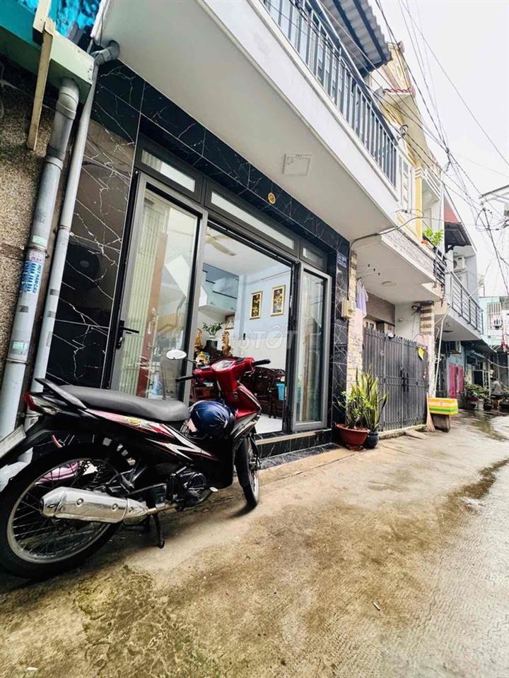 Bán Gấp Nhà Hẻm Xe Hơi Phạm Hùng Quận 8, 72m² – Giá Quá Rẻ Chỉ 2.5 Tỷ.