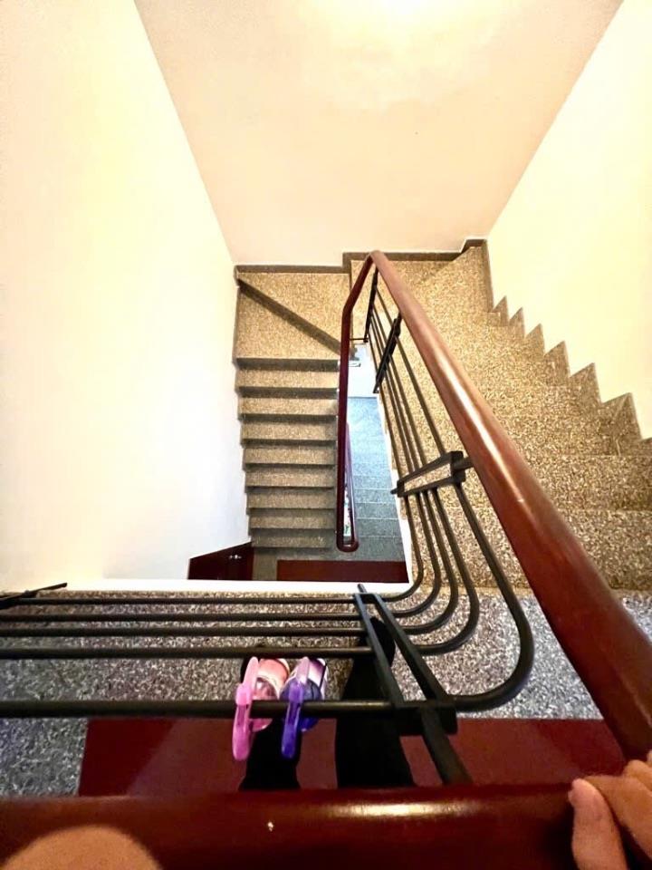 Bán nhà phố mặt tiền hẻm Lê Văn Lương, đường ô tô tránh - 11.99 tỷ