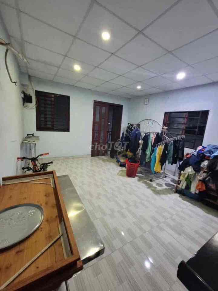 4,1 tỷ nhà 2 tầng đường 59