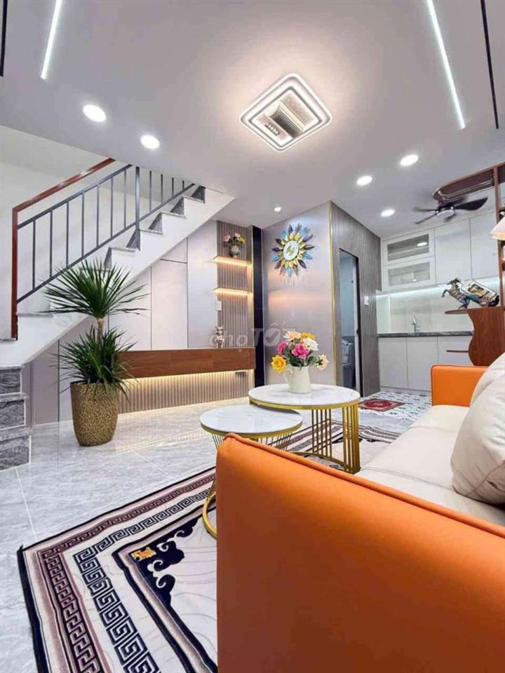 Nhà Đẹp Đường Số 5 Linh Xuân Thủ Đức 28m2 Tặng Full Nội Thất 2.65 Tỷ
