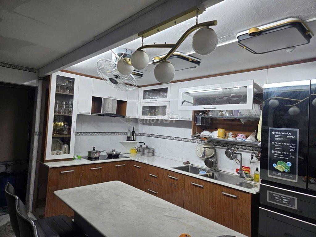 🚨Nhà 4 Tầng Đường 11,Linh Xuân-61m2-nhỉnh 6 tỷ
