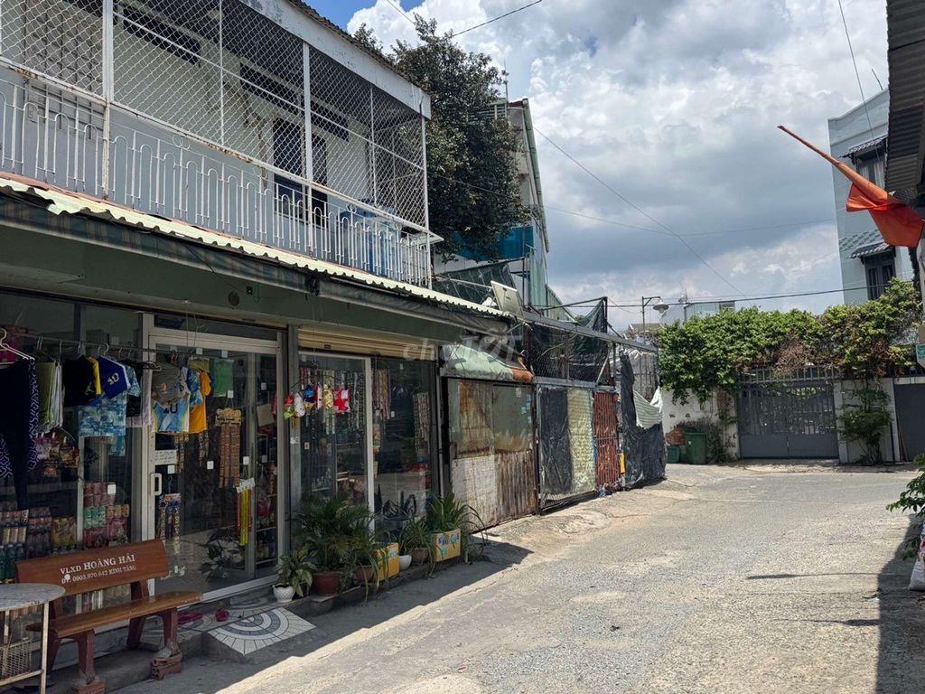 🚨Nhà 4 Tầng Đường 11,Linh Xuân-61m2-nhỉnh 6 tỷ
