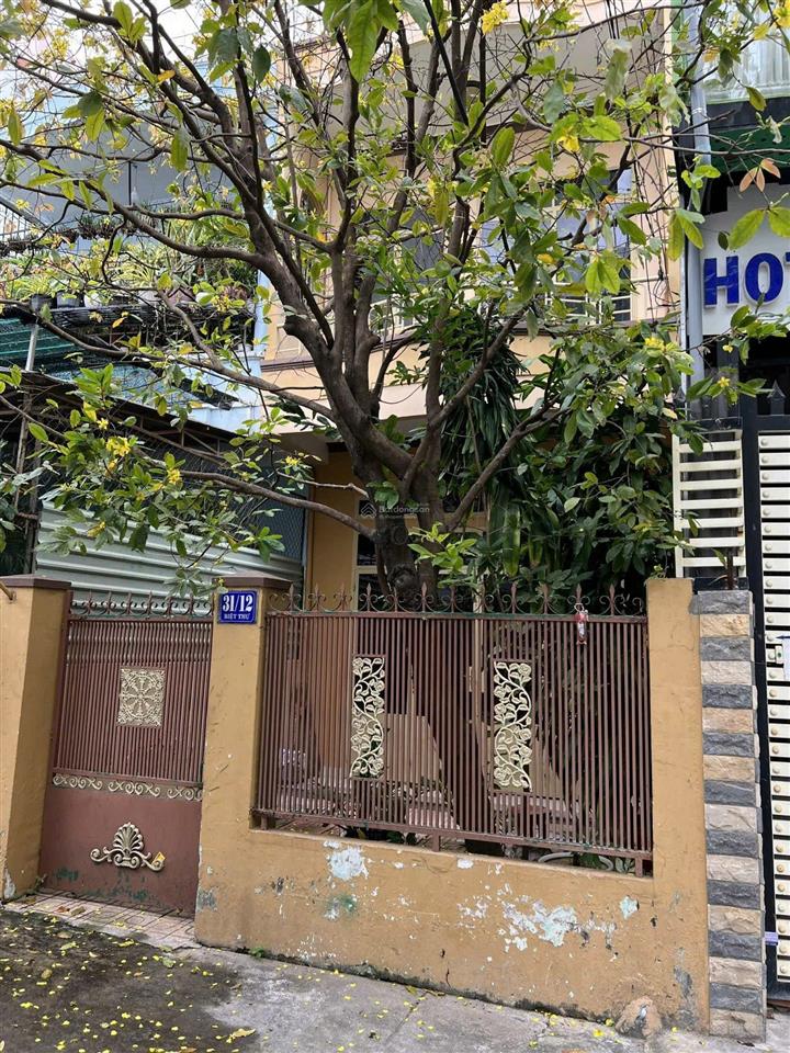Bán nhà 2 tầng hẻm Biệt Thự Nha Trang, 12 tỷ sở hữu hẻm khu phố Tây Nha Trang