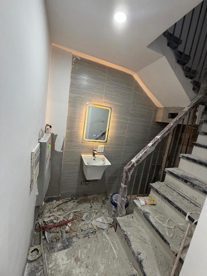 Mặt phố Thái Thịnh, 49m2, giá: 48 tỷ