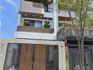 Bán nhà đẹp KĐT Mỹ Gia Gói 5 Vĩnh Thái Nha Trang Hướng Tây Nam Full Nội Thất Đẹp Lung Linh