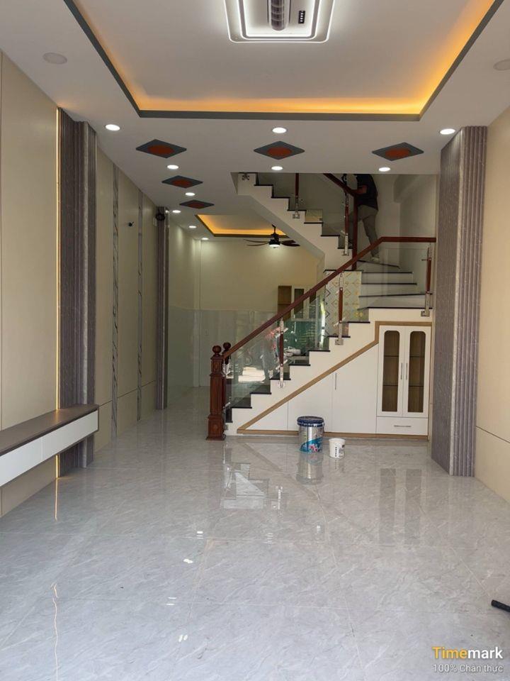 Nhà mới đẹp Phạm Thế Hiển, hẻm xe hơi, phường Chánh Hưng, quận 8, 4 tầng, 4.35x 14 m, 4 PN, 4 WC, 8.x ti