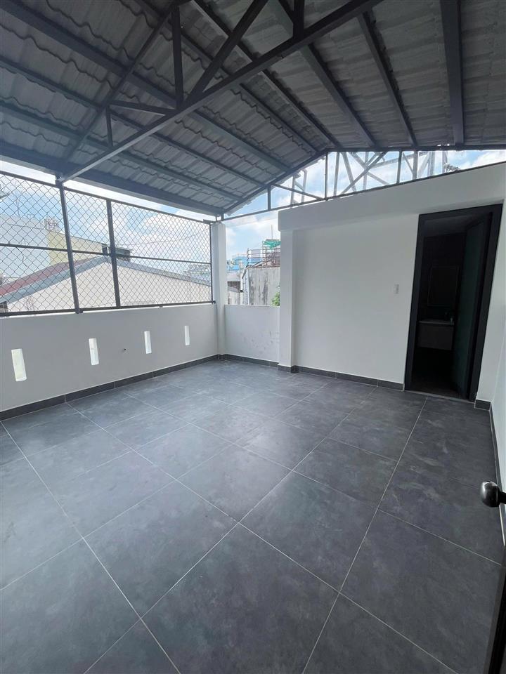 Bán gấp Nhà Mặt Tiền Đường Trần Hưng Đạo Quận Tân Phú - DTSD 294m2 Giá 17.6 Tỷ