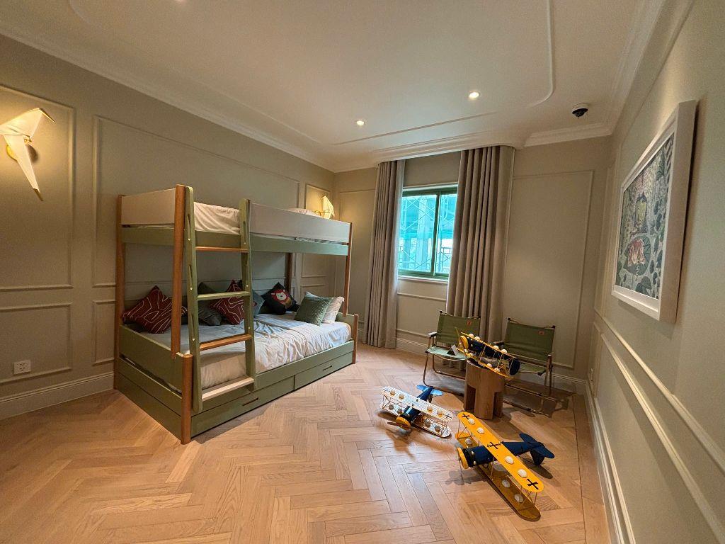 Chuyển nhượng căn liền kề hướng ĐN cực hiếm view trực diện công viên sát 8 tòa CC