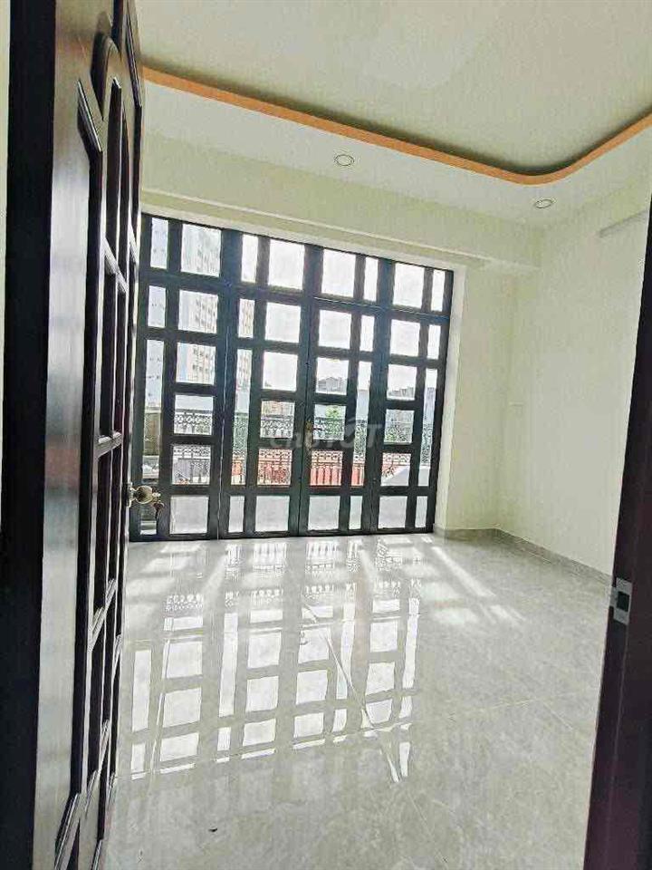 BÁN NHÀ 4 TẦNG GẦN PARCMALL CAO LỖ - QUẬN 8 - 5 PN - NGỘP CHỈ 6,9 Tỷ