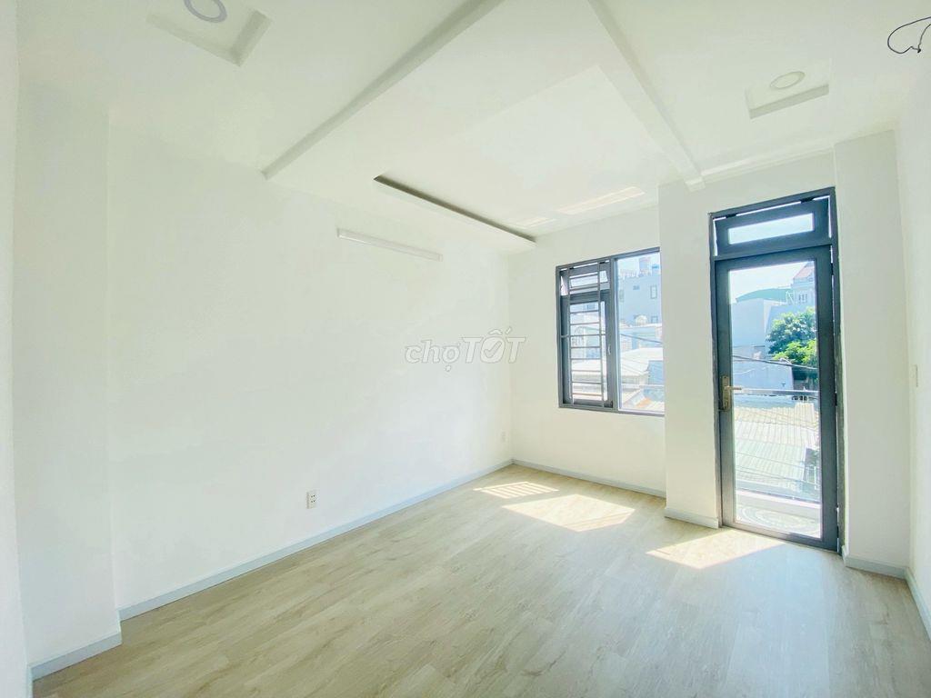 Bán nhà Quang Trung Gò Vấp 48m², 4PN, 3WC, tặng nội thất, giá 5,98 tỷ