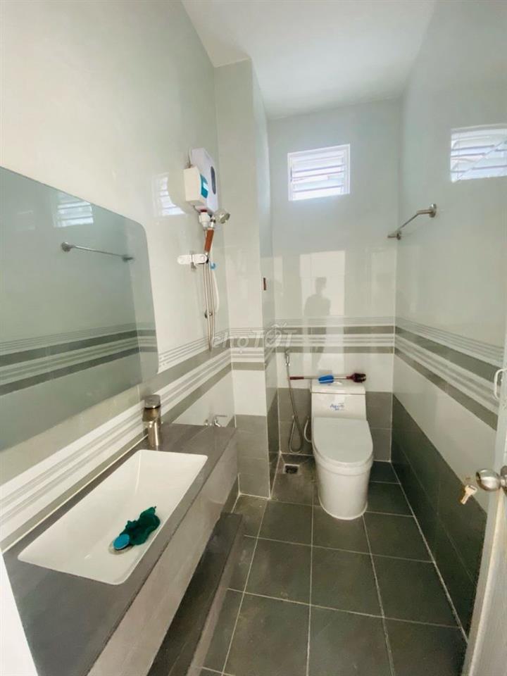 Bán nhà Quang Trung Gò Vấp 48m², 4PN, 3WC, tặng nội thất, giá 5,98 tỷ
