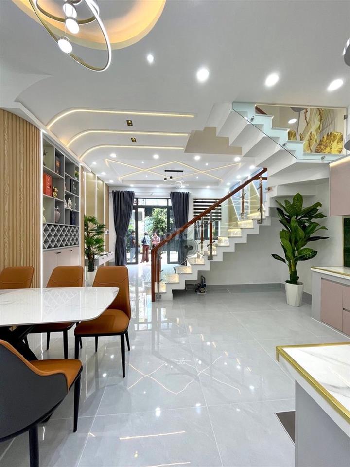 **Bán nhà Lê Văn Thọ Gò Vấp 55m2, 4 tầng, 4PN, hẻm ô tô, giá 6,98 tỷ**