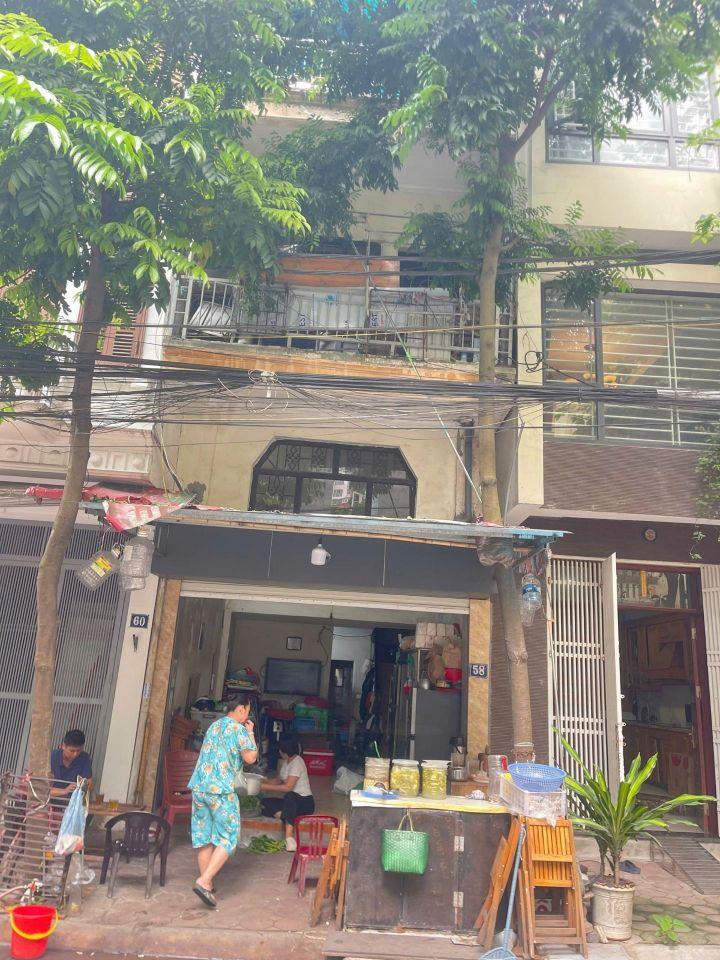 Bán nhà 4 tầng Kim Liên 30m2, ngõ thông thoáng, giá 13.65 tỷ, sổ đỏ chính chủ