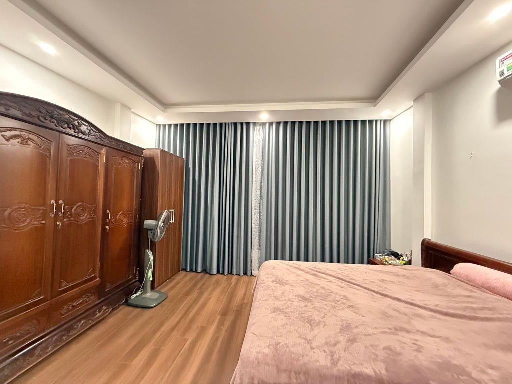Hiếm nhà khu vực này 30m2 Kim Liên, giá 11.8 tỷ, sổ đỏ chính chủ