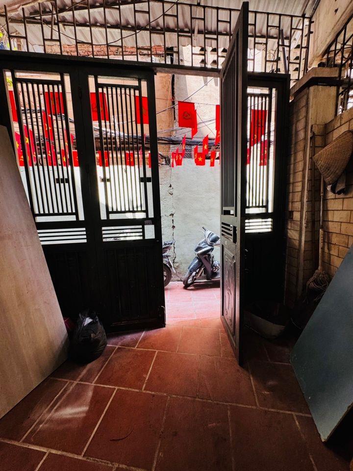 Nhà chính chủ, không qua trung gian 45m2 Văn Miếu - Quốc Tử Giám, giá 13.3 tỷ