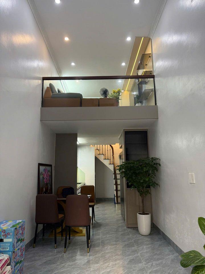 Chính chủ chuyển vào Nam bán gấp nhà Đống Đa 24m2 x 5 tầng, giá 8.5 tỷ