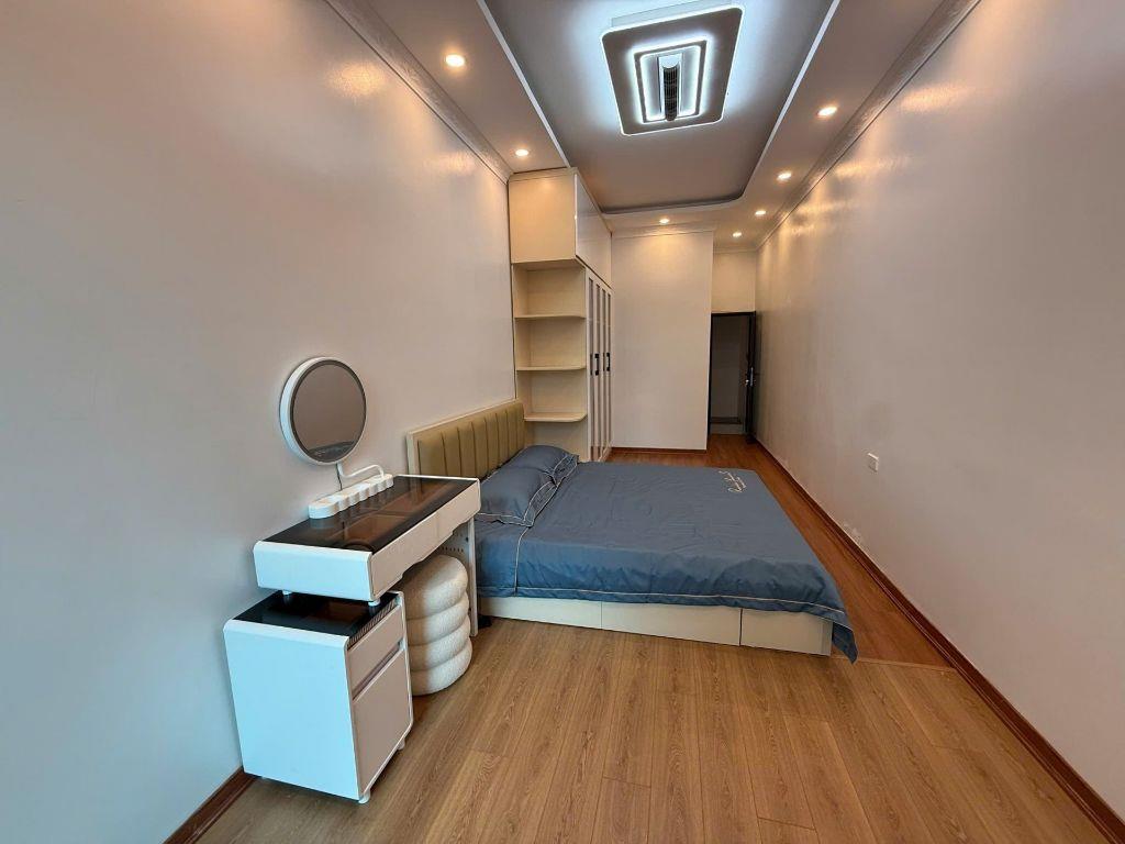 Chính chủ chuyển vào Nam bán gấp nhà Đống Đa 24m2 x 5 tầng, giá 8.5 tỷ