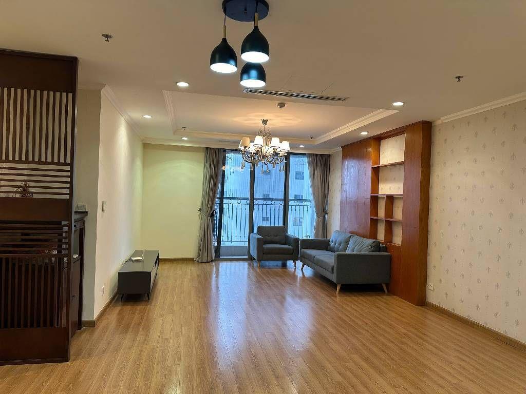 Bán nhà Láng Thượng, Đống Đa 129m2, 1 tầng, sổ đỏ, giá 19 tỷ