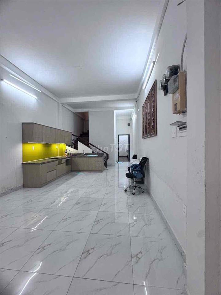 💥SHOPHOUSE 2 TẦNG HẺM XE HƠI KHU NGÔ TẤT TỐ SÁT QUẬN 1-SD 94m2 CHỈ 6 T