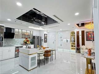 BÁN CĂN HỘ 2PN NỘI THẤT CAO CẤP, VIEW ĐẸP VINHOMES CENTRAL PARK