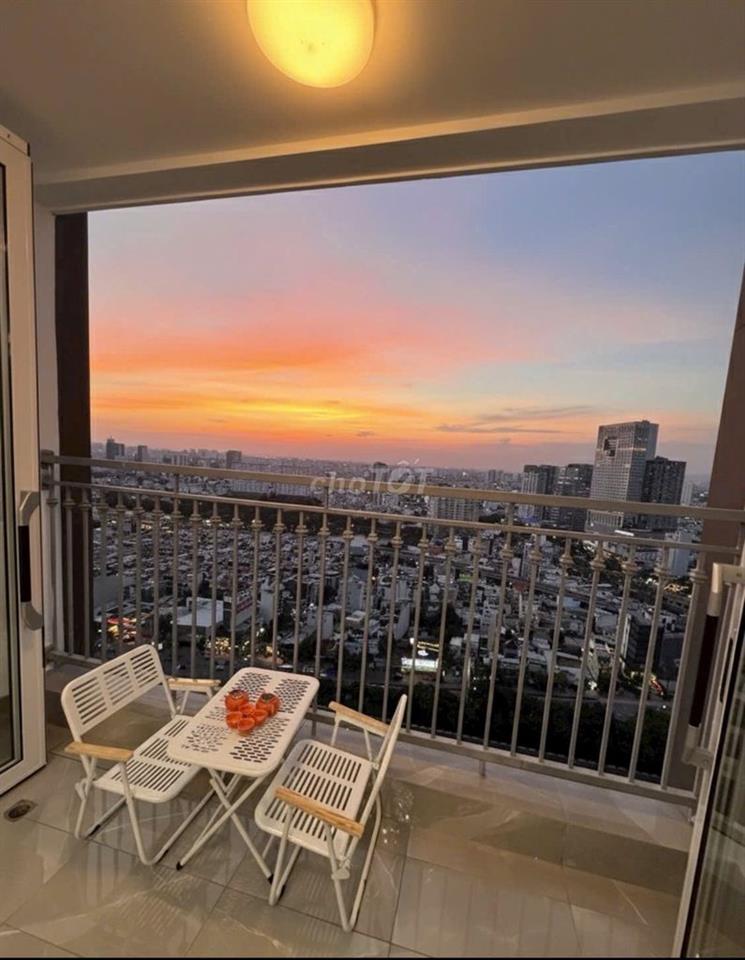 BÁN CĂN 3 PHÒNG VINHOMES CENTRAL PARK NỘI THẤT CAO CẤP- VIEW THOÁNG