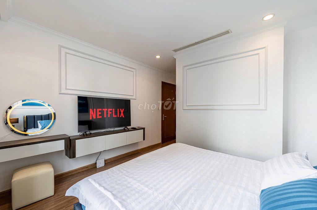 BÁN NHANH CĂN 2PN VINHOMES CENTRAL PARK NỘI THẤT CAO CẤP