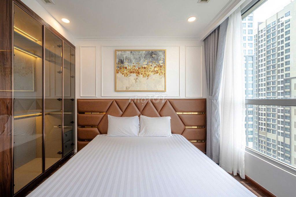 TÔI CẦN BÁN CĂN 2PN 2WC VINHOMES CENTRAL PARK NỘI THẤT CAO CẤP