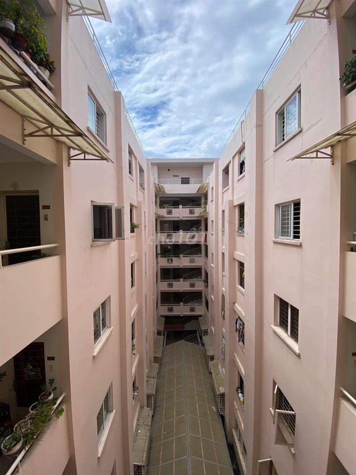 BÁN CHUNG CƯ Kim Sơn, lô góc, DT: 80m2. 2PN, 2WC. Sổ riêng, thang máy.