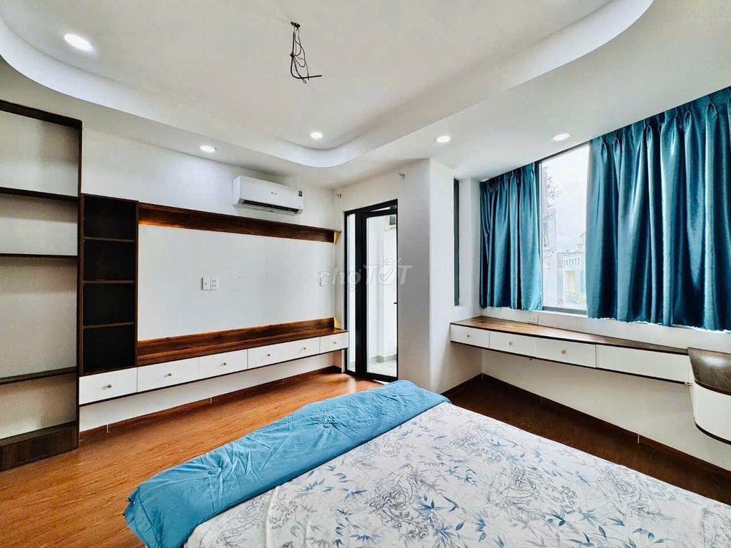 Bán nhà hẻm 6m thông sang Đặng Thùy Trâm, Trệt 3 lầu ST. 4PN, 4WC. 