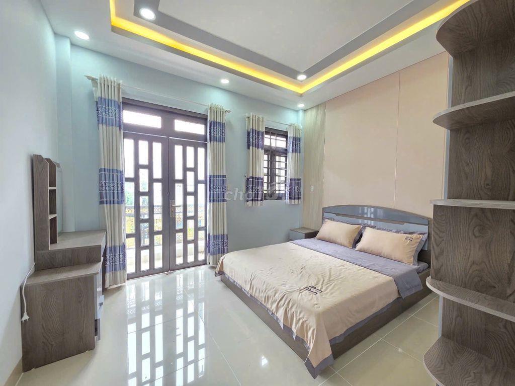 Bán nhà hẻm 37/ Đặng Thùy Trâm, DT: 4x18m. Trệt 2 lầu ST. 4PN, 4WC