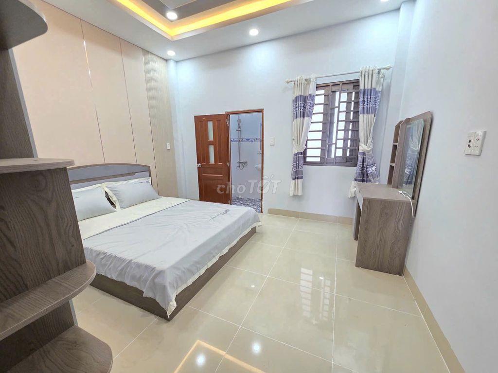 Bán nhà hẻm 37/ Đặng Thùy Trâm, DT: 4x18m. Trệt 2 lầu ST. 4PN, 4WC