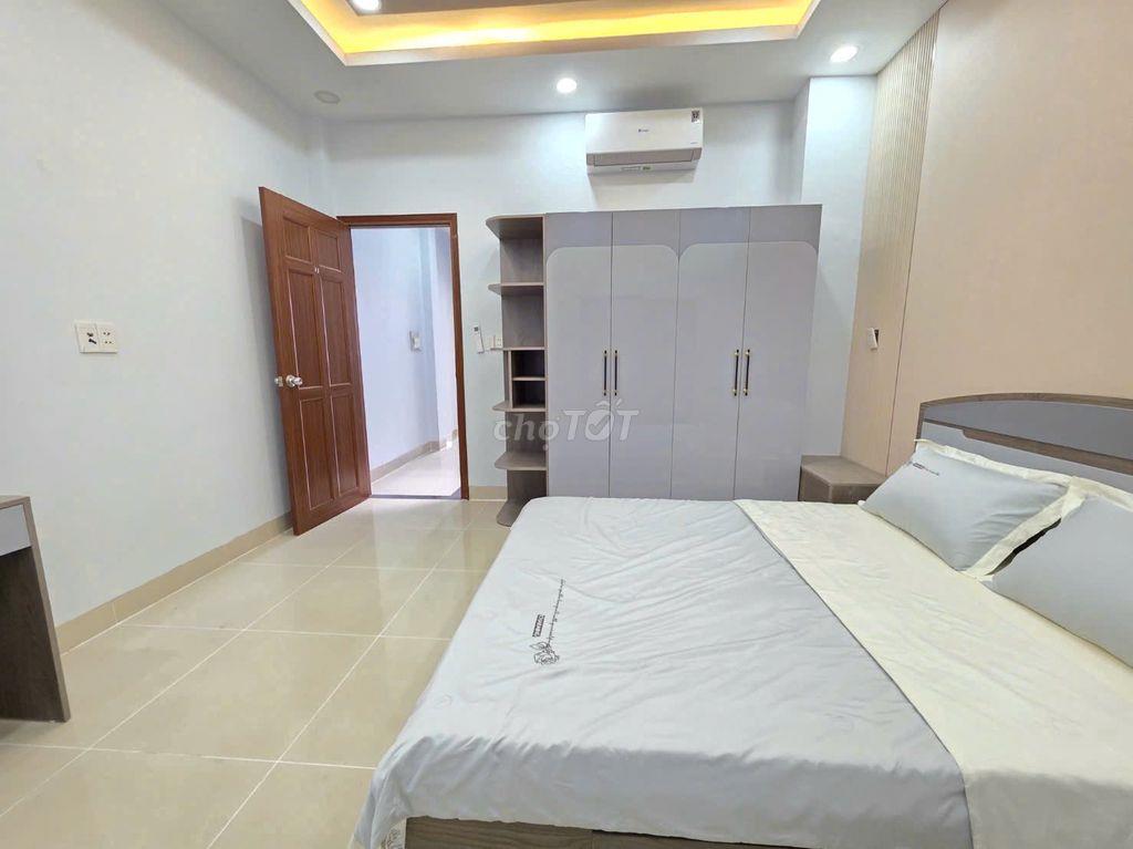 Bán nhà hẻm 37/ Đặng Thùy Trâm, DT: 4x18m. Trệt 2 lầu ST. 4PN, 4WC