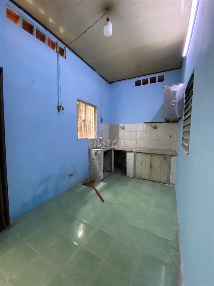 CHO THUÊ NHÀ hẻm 80 Dương Quảng Hàm, DT: 4x17,5m. Gần nhà thờ Bến Hải