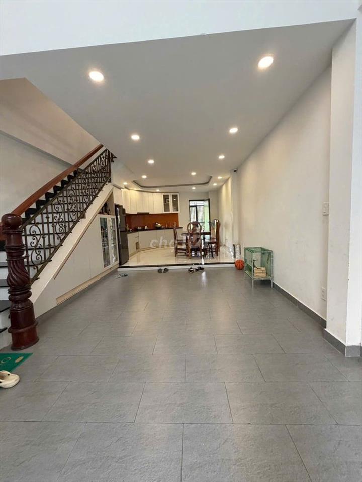 NHÀ CHO THUÊ Bình Lợi. Trệt 2 lầu. DT: 4,5x20m. Hẻm thông 