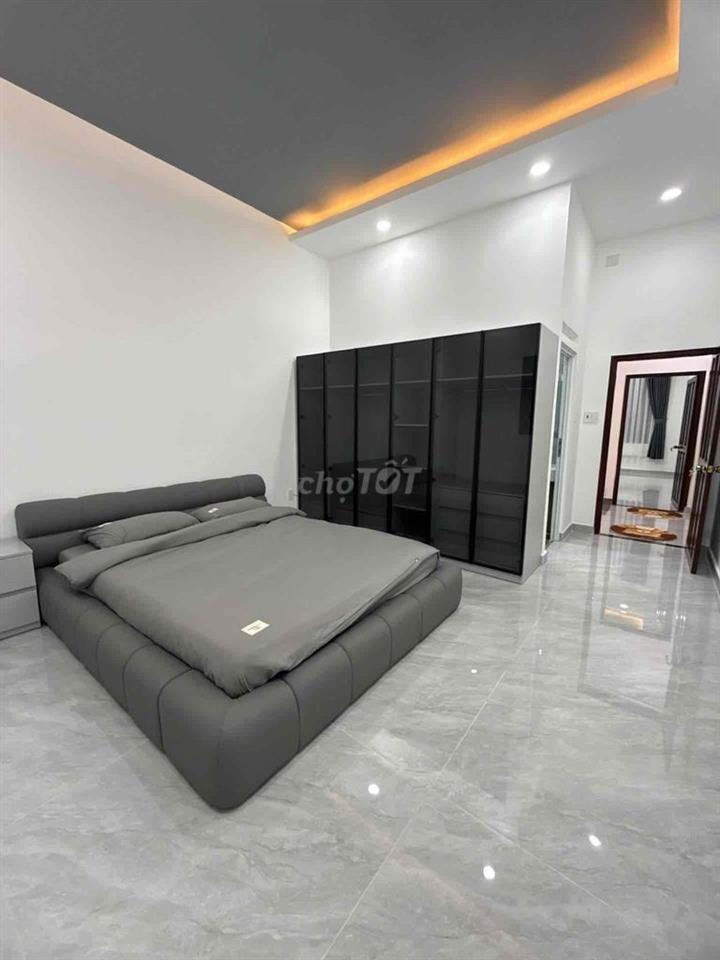 Thống Nhất dt 75m 2,nhà nở hậu tài lộc
