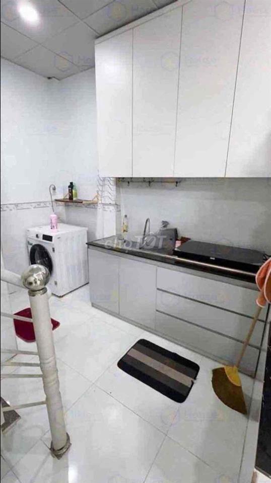 Quang Trung ,nhà hẻm xe hơi
