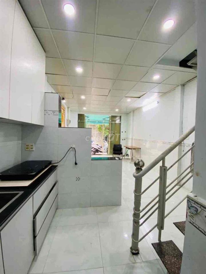 Quang Trung ,nhà hẻm xe hơi