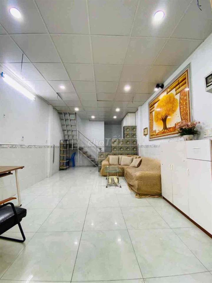 Quang Trung ,nhà hẻm xe hơi