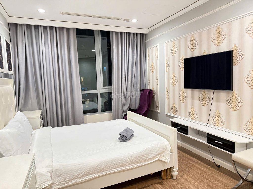 Chính chủ bán căn hộ 3PN Vinhomes Central Park Central 1 view sông đẹp