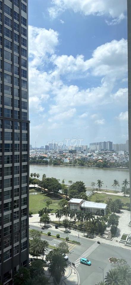 Chính chủ bán căn hộ 3PN Vinhomes Central Park Central 1 view sông đẹp