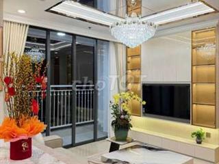 Chủ kẹt tiền bán gấp 3PN giá 14tỷ5 DT: 118m2. Vinhomes Central Park
