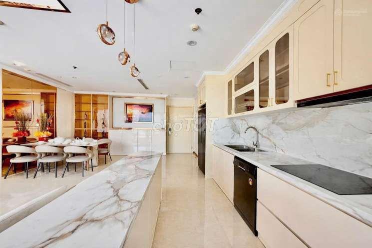 Chủ kẹt tiền bán gấp 3PN giá 14tỷ5 DT: 118m2. Vinhomes Central Park