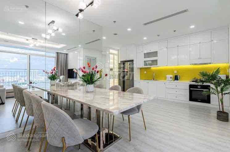 Bán gấp căn hộ 1PN giá 6tỷ5 DT:54m2  tại Vinhomes Central Park