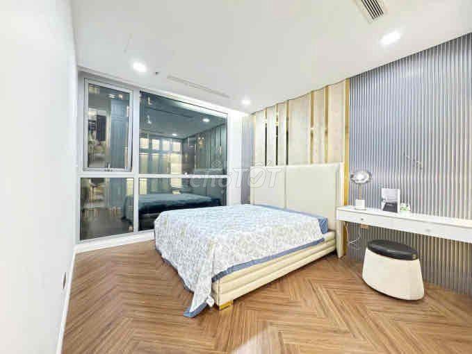 Bán căn hộ 4PN Giá 19Tỷ  DT:142m2 Vinhomes Central Park